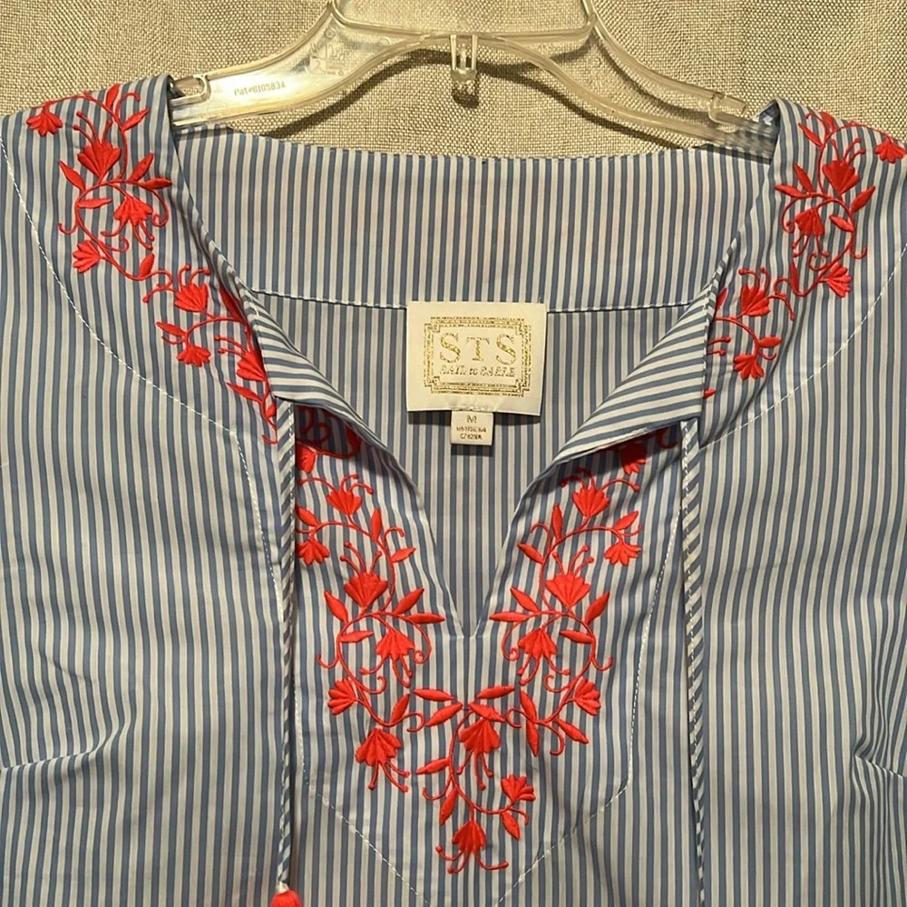 STS Sail to Sable Blue Stripe Embroidered Tunic Top Size Medium - Picture 3 of 9